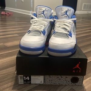 Jordan 4 retro